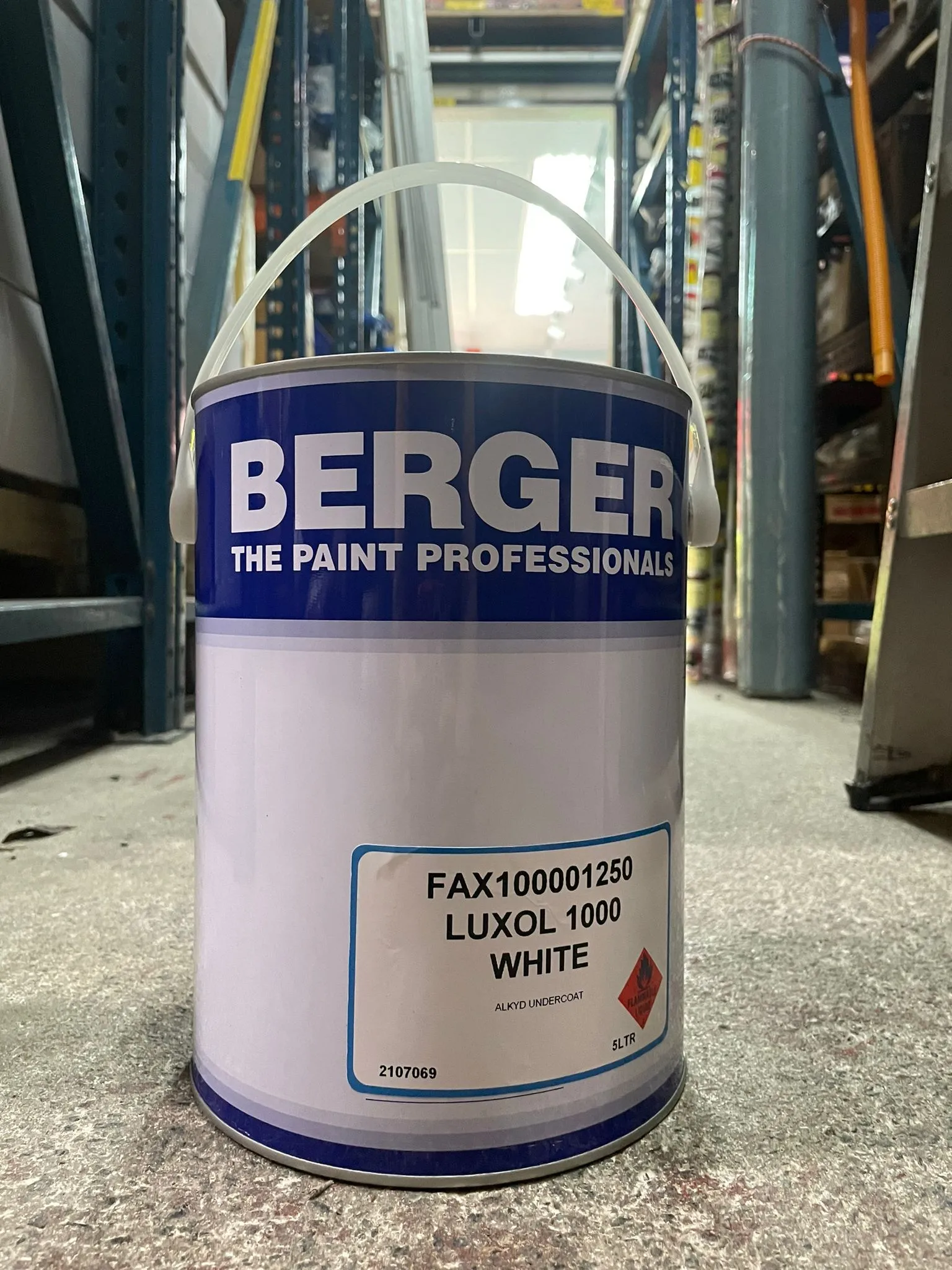 Berger Luxol 1000 Under Coat White 5L  | Model : P-B1000W