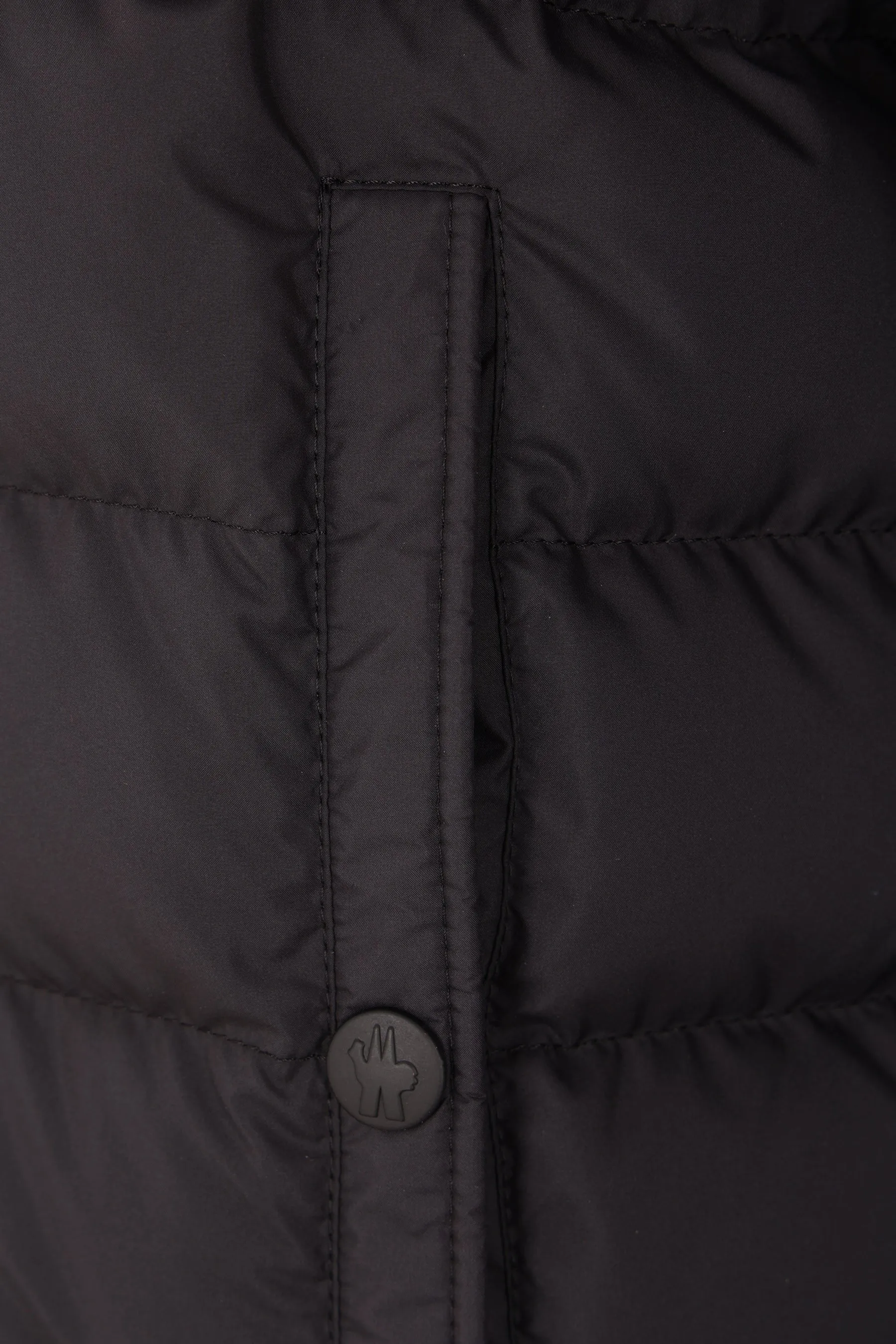Chevrerie down jacket in nylon