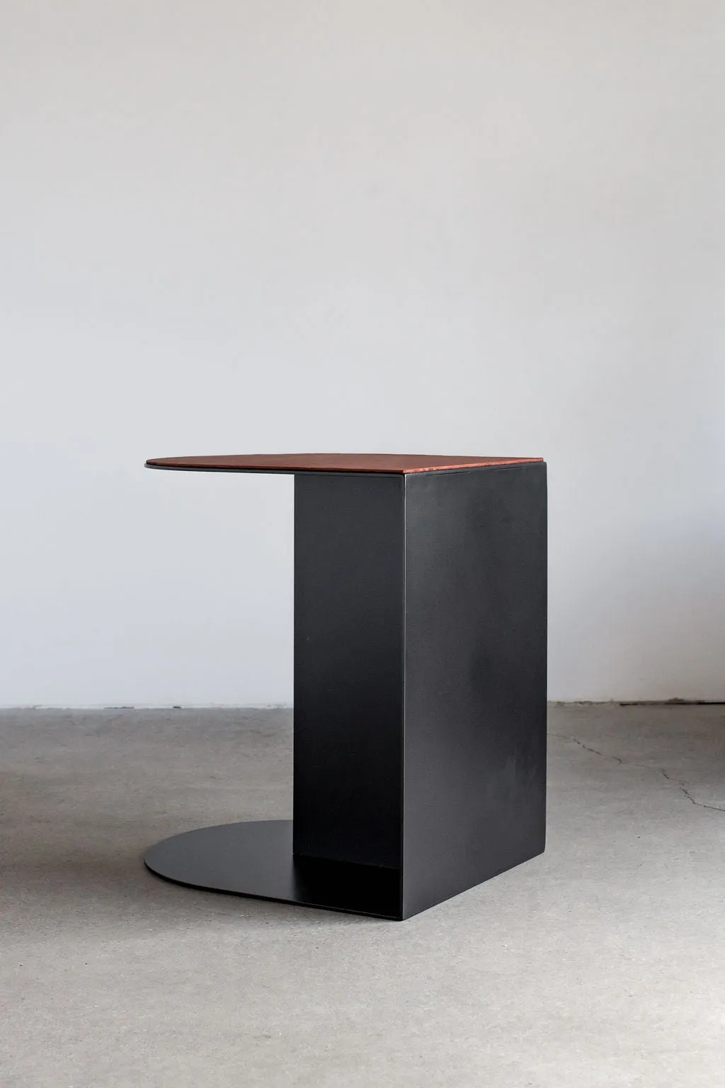Norah Accent Table (LTH)