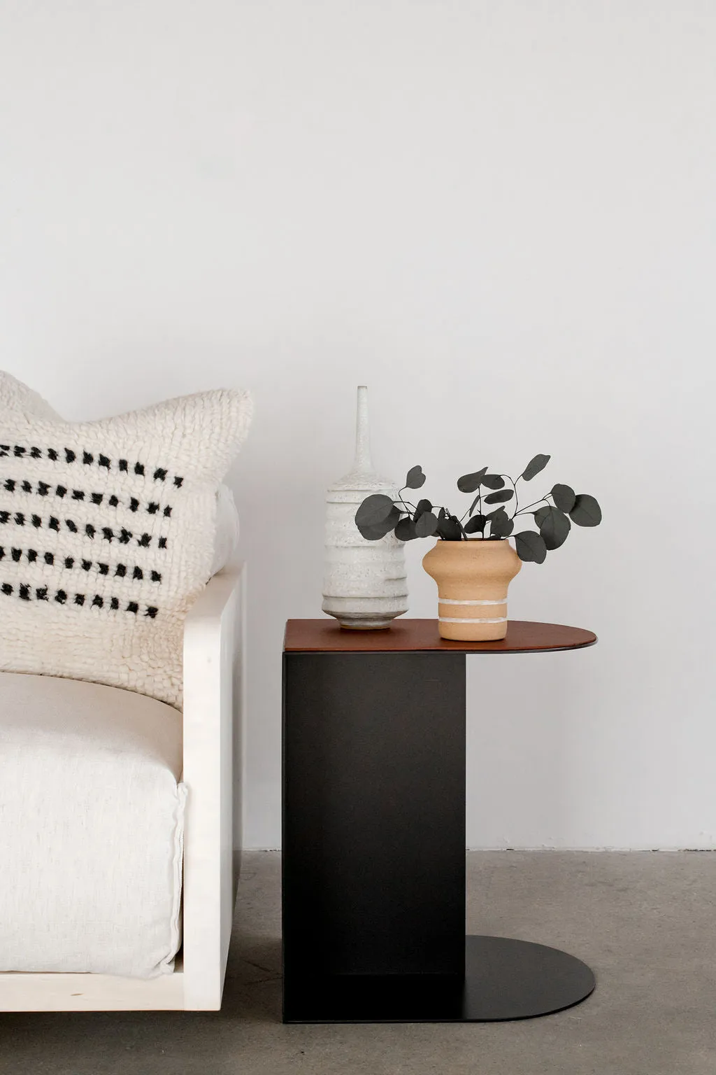 Norah Accent Table (LTH)
